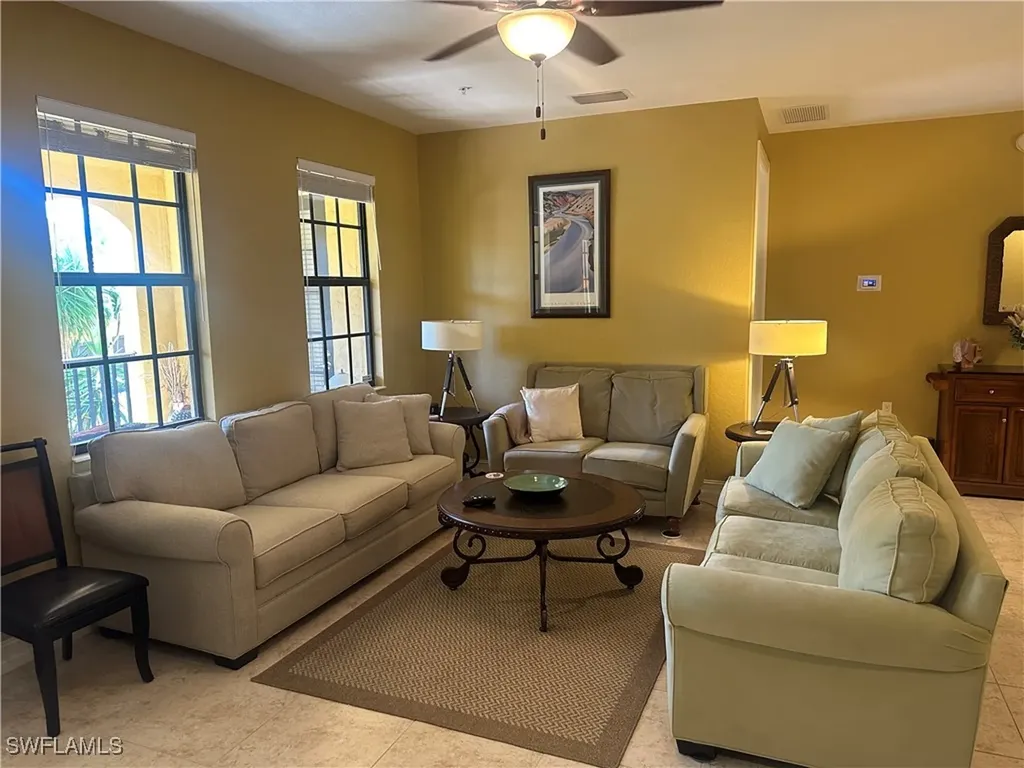 9134 Chula Vista Street Naples FL 34113