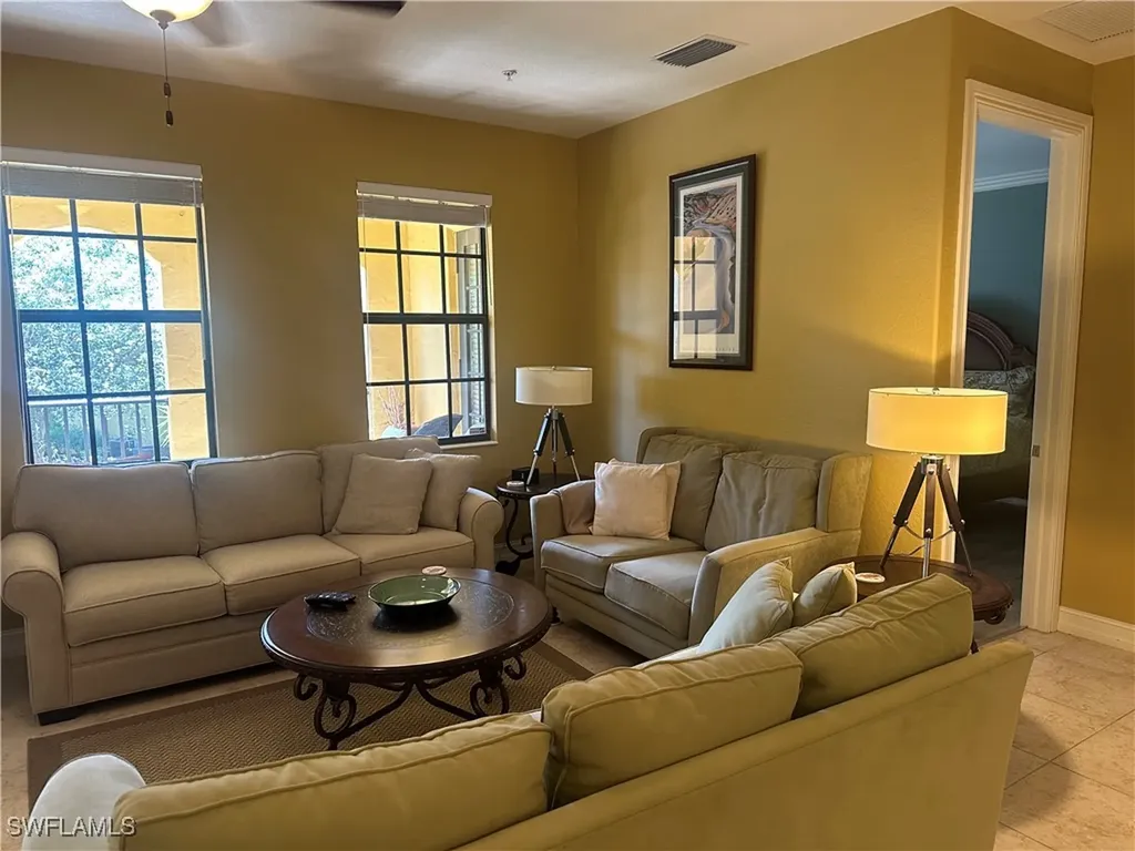 9134 Chula Vista Street Naples FL 34113