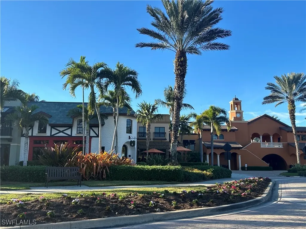 9134 Chula Vista Street Naples FL 34113