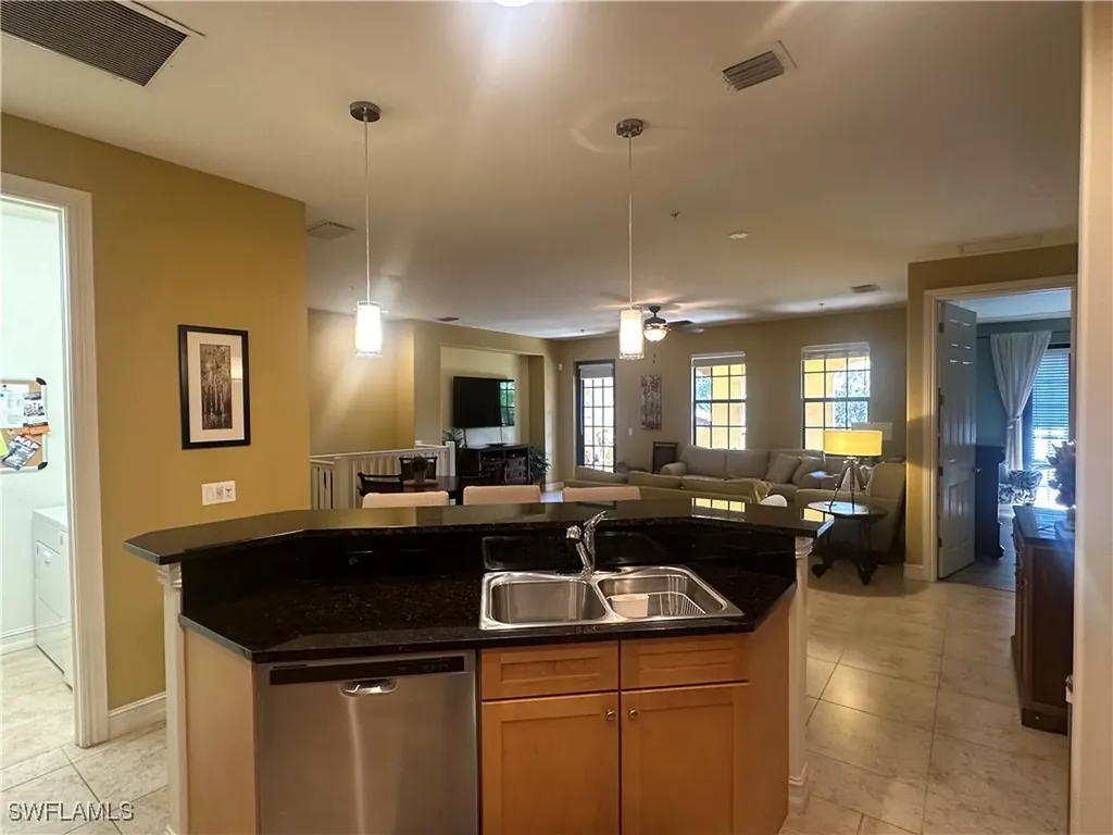 9134 Chula Vista Street Naples FL 34113