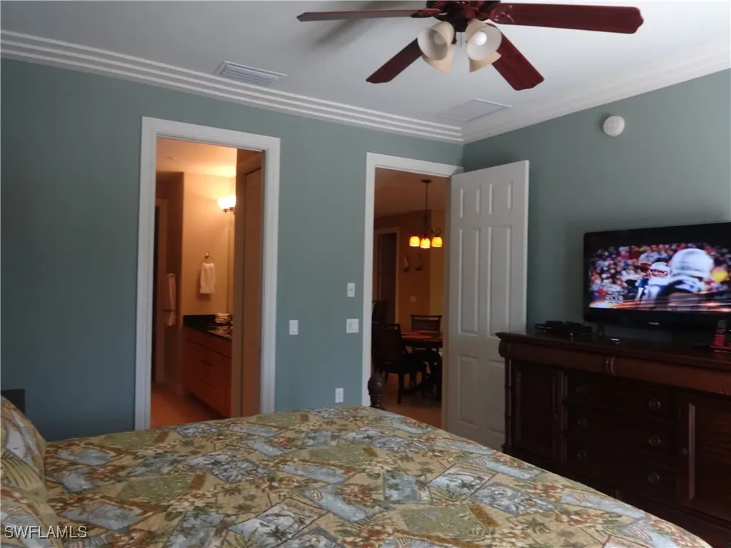 9134 Chula Vista Street Naples FL 34113