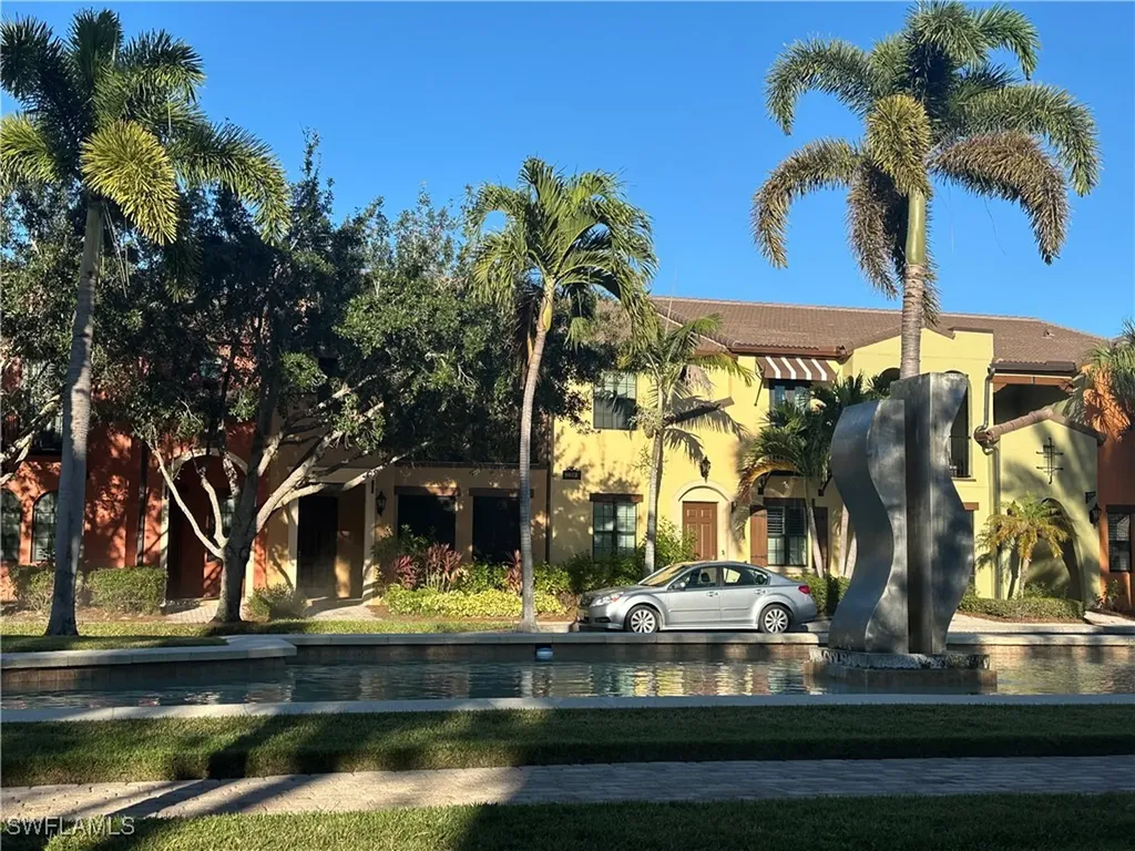 9134 Chula Vista Street Naples FL 34113