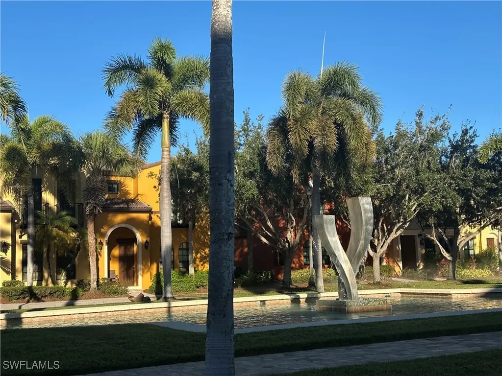 9134 Chula Vista Street Naples FL 34113