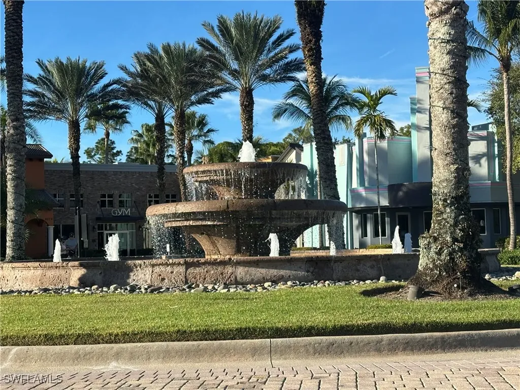 9134 Chula Vista Street Naples FL 34113