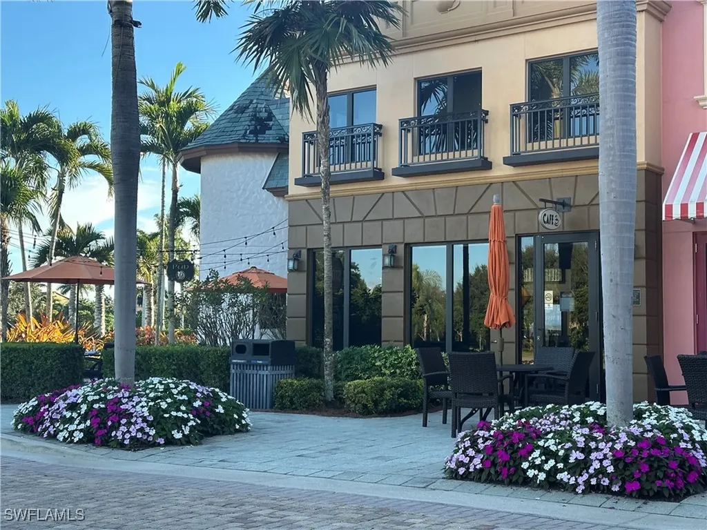 9134 Chula Vista Street Naples FL 34113