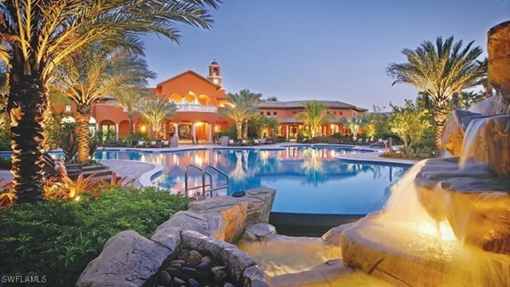 9134 Chula Vista Street Naples FL 34113