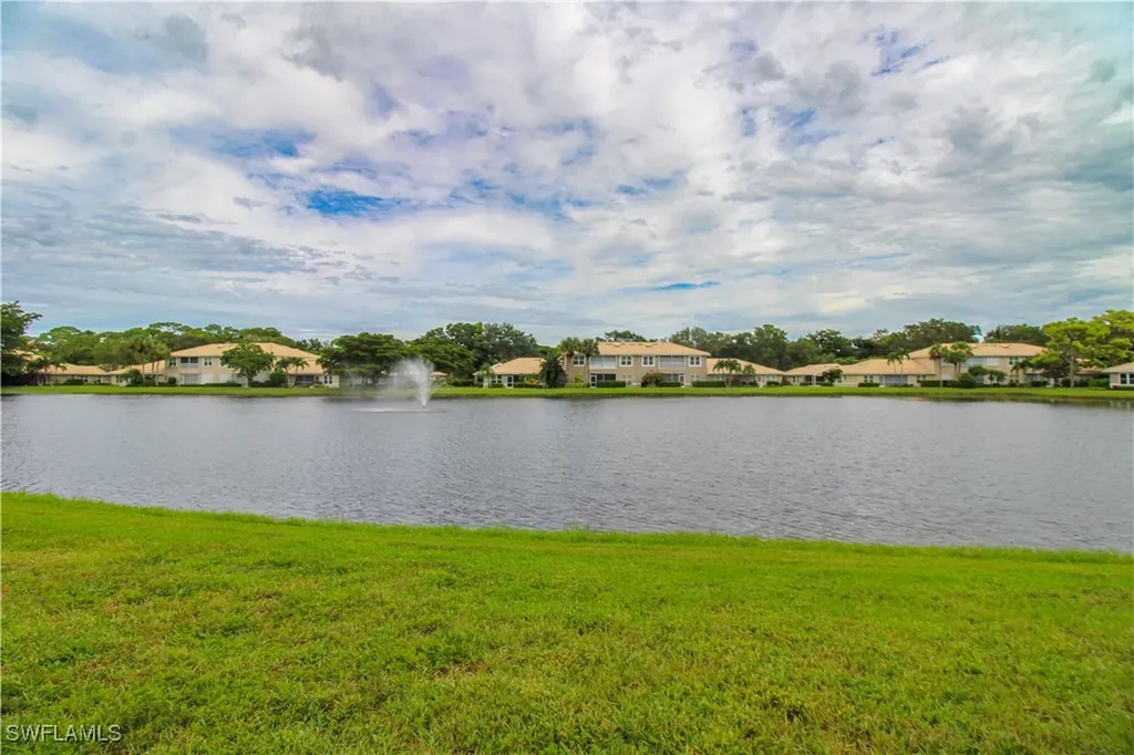 306 Emerald Bay Circle Naples FL 34110