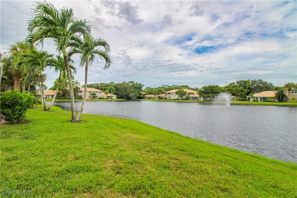 306 Emerald Bay Circle Naples FL 34110