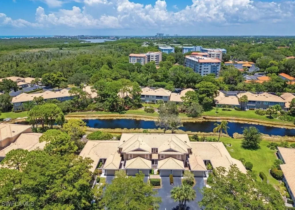 306 Emerald Bay Circle Naples FL 34110