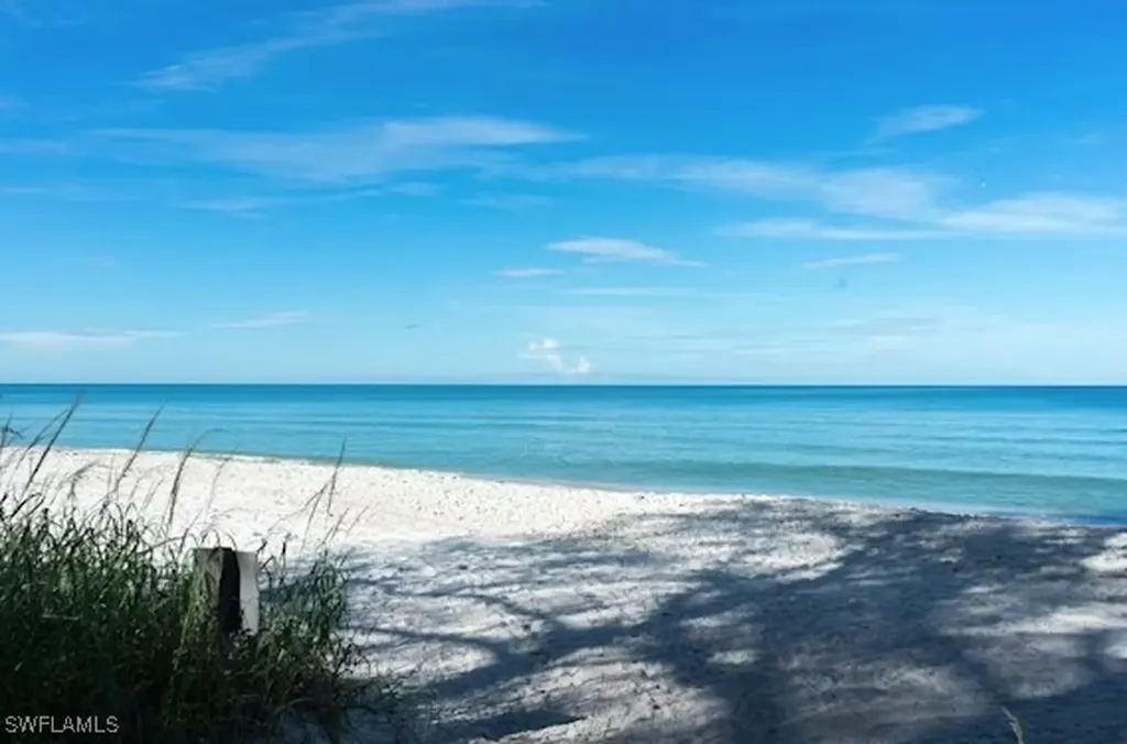 306 Emerald Bay Circle Naples FL 34110