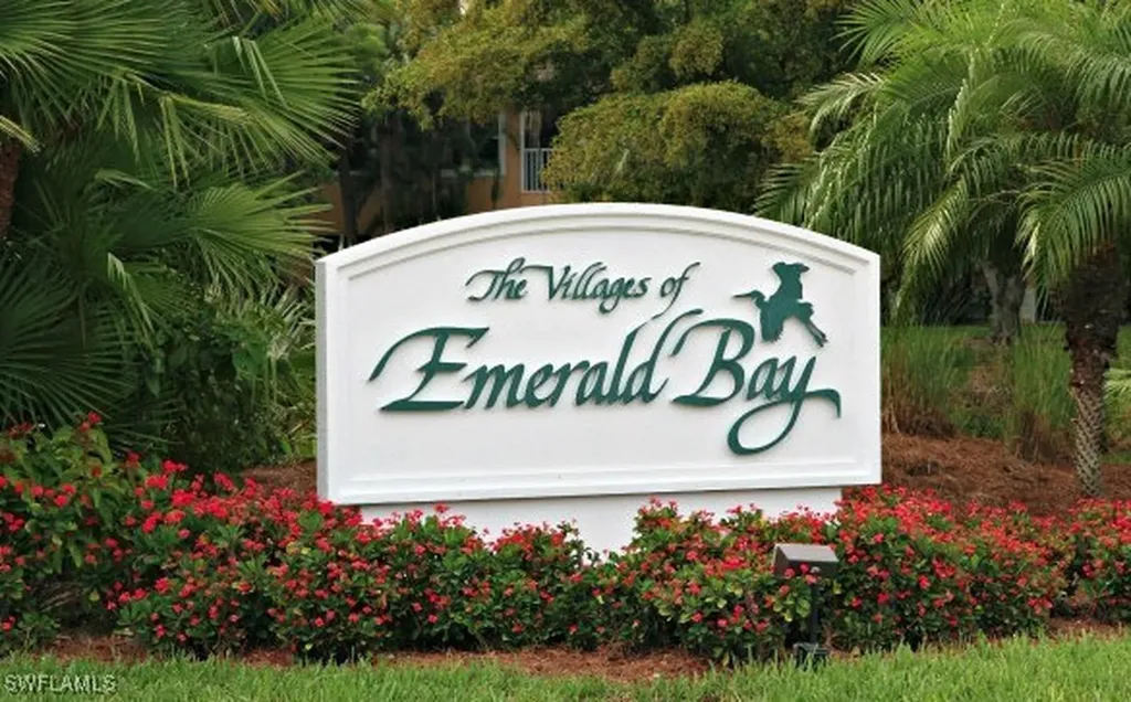 306 Emerald Bay Circle Naples FL 34110