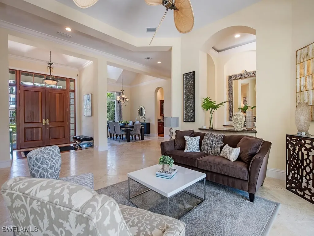 194 4th Avenue N Naples FL 34102
