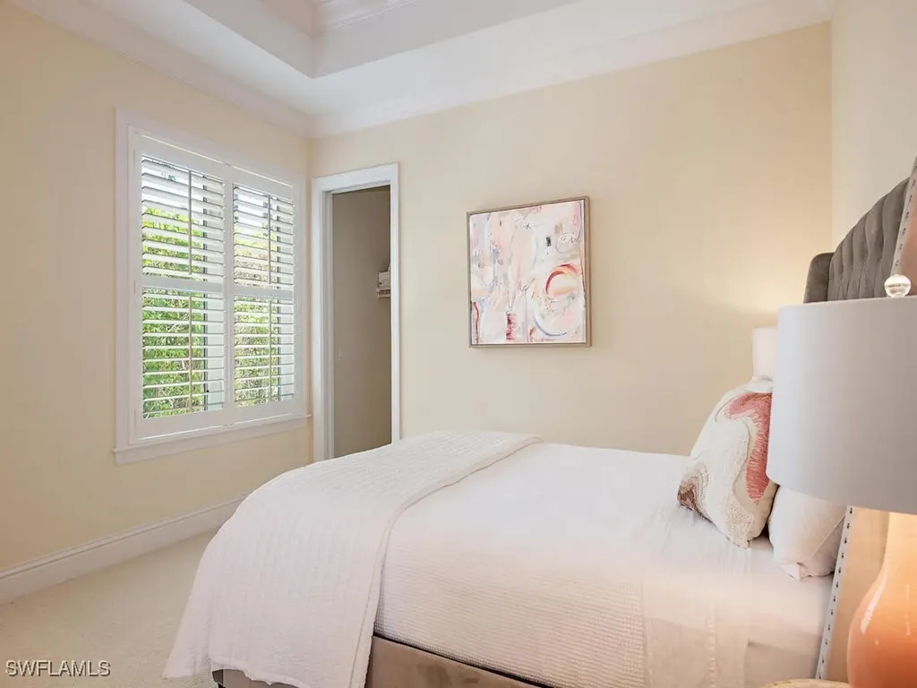 194 4th Avenue N Naples FL 34102