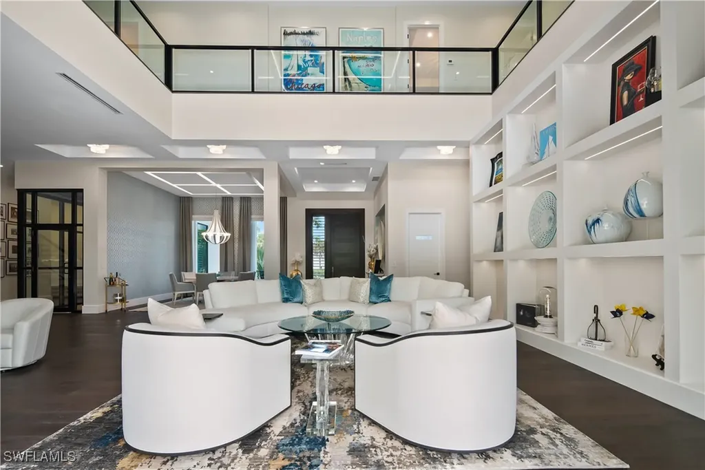 882 Cassena Road Naples FL 34108