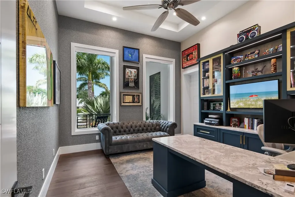 882 Cassena Road Naples FL 34108