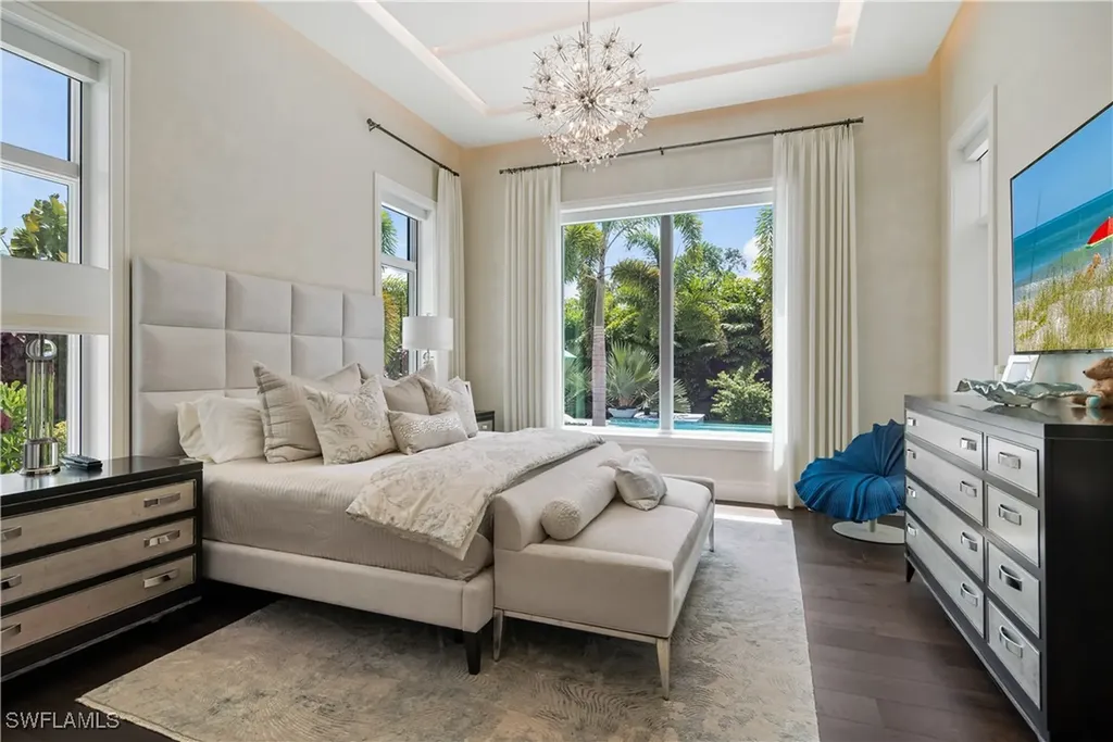 882 Cassena Road Naples FL 34108