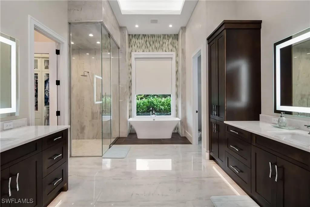 882 Cassena Road Naples FL 34108