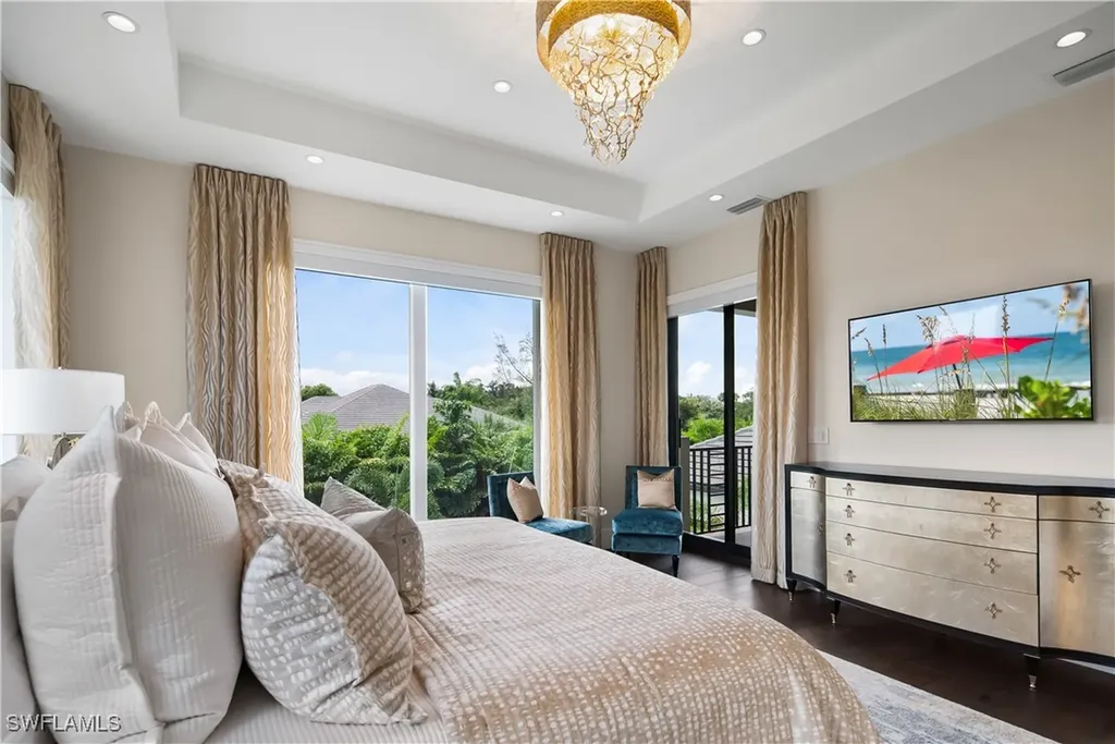 882 Cassena Road Naples FL 34108