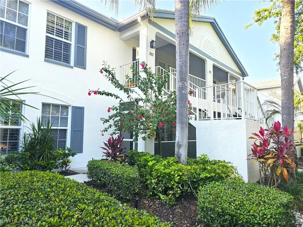 818 Tanbark Drive Naples FL 34108
