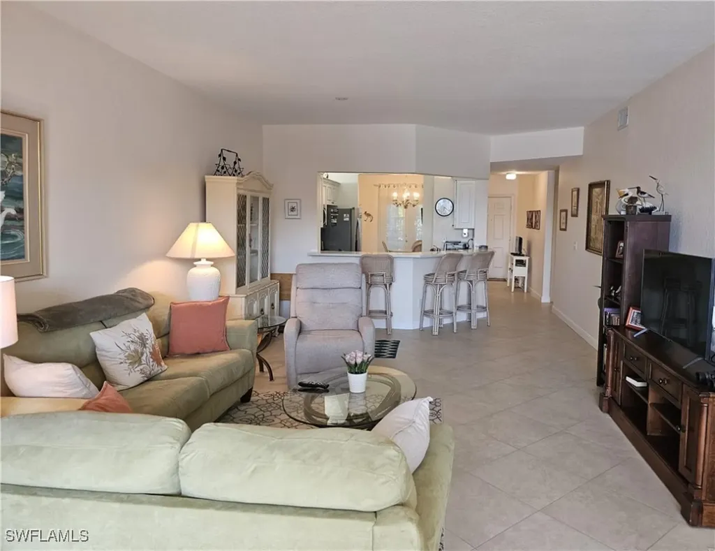 818 Tanbark Drive Naples FL 34108
