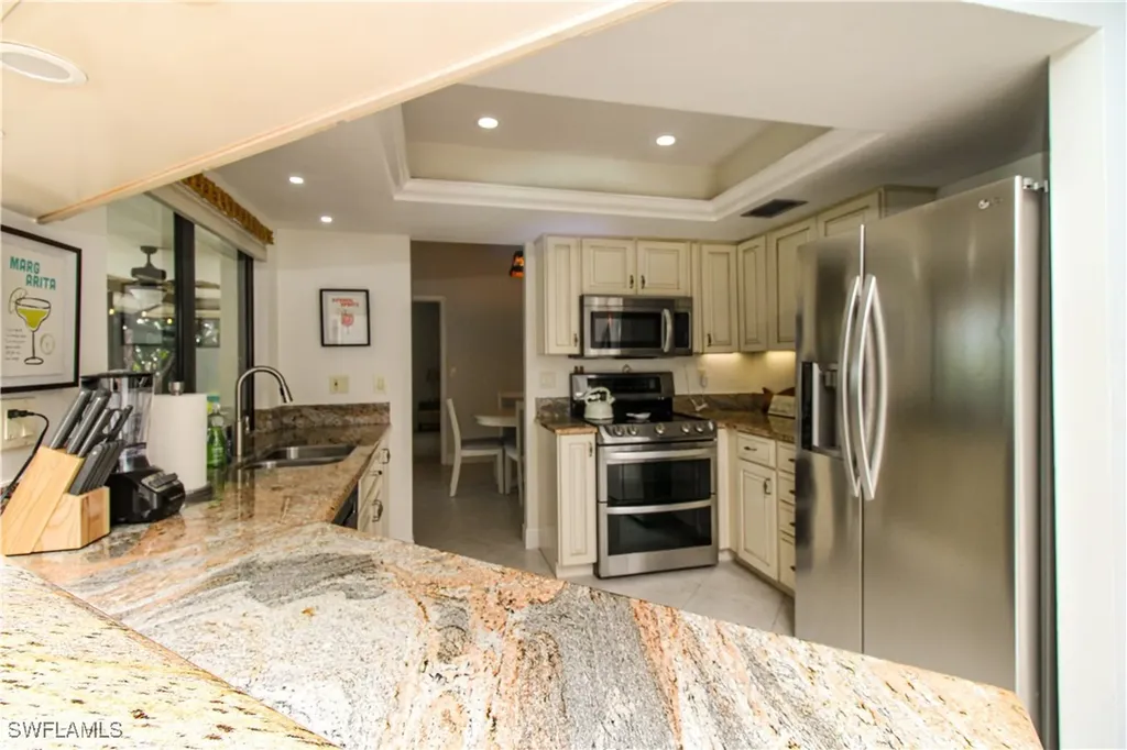 213 Bay Meadows Drive Naples FL 34113