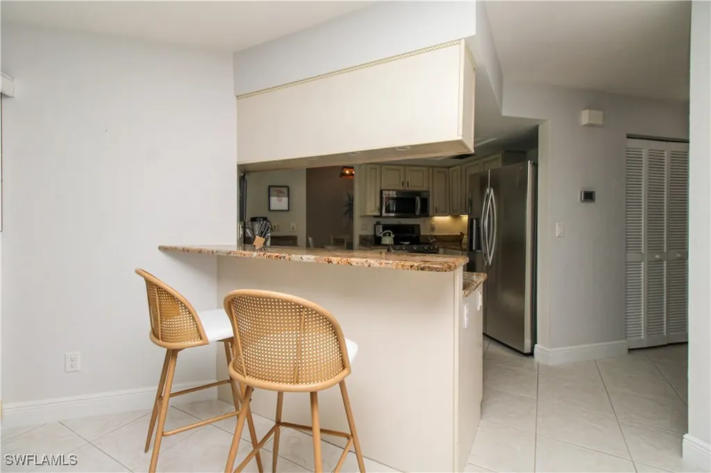 213 Bay Meadows Drive Naples FL 34113