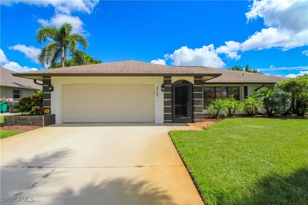 213 Bay Meadows Drive Naples FL 34113