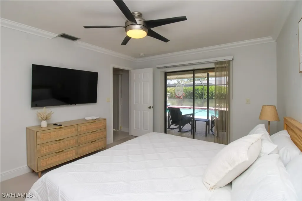 213 Bay Meadows Drive Naples FL 34113