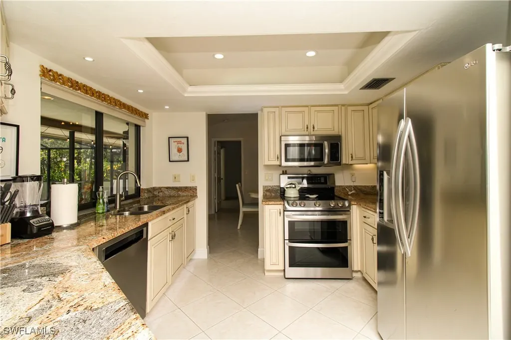 213 Bay Meadows Drive Naples FL 34113