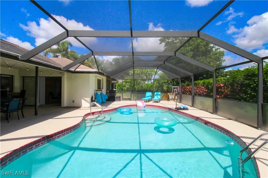 213 Bay Meadows Drive Naples FL 34113