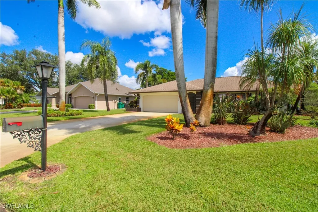 213 Bay Meadows Drive Naples FL 34113