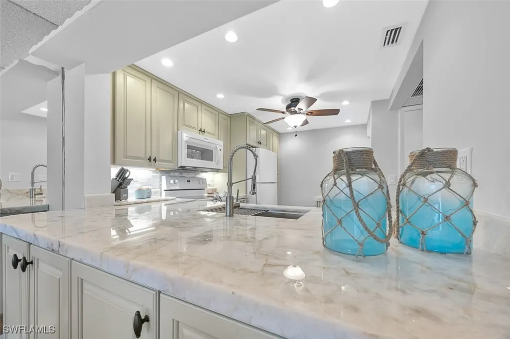 1083 Forest Lakes Drive Naples FL 34105