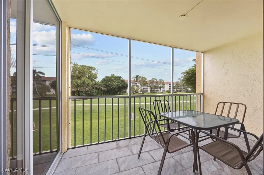 1083 Forest Lakes Drive Naples FL 34105
