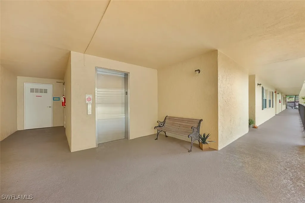 1083 Forest Lakes Drive Naples FL 34105