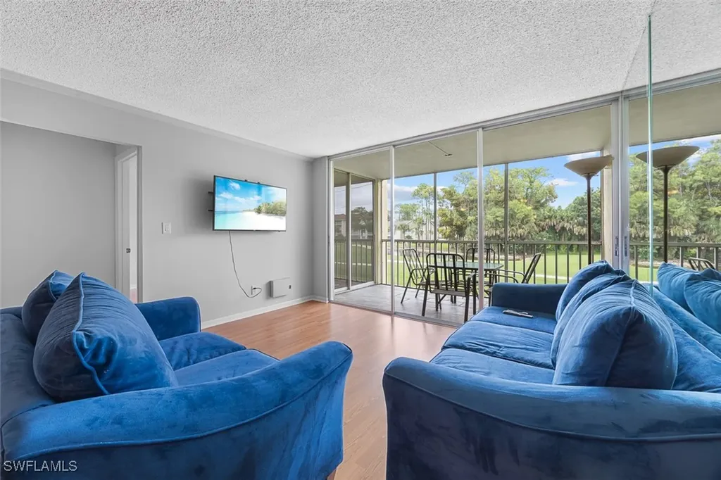 1083 Forest Lakes Drive Naples FL 34105