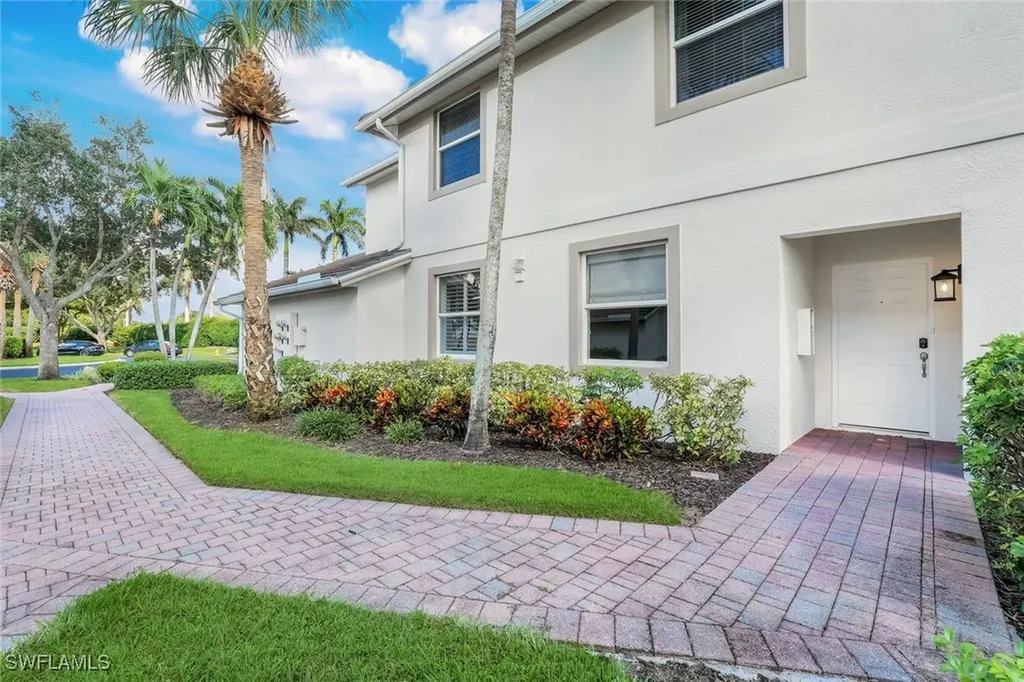 6875 Ascot Drive Naples FL 34113