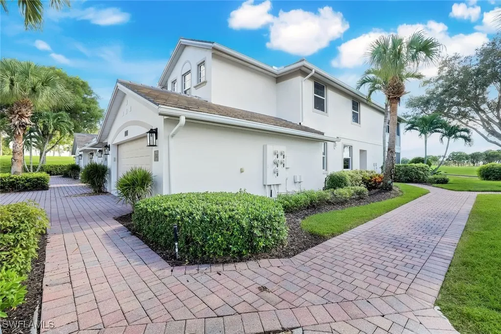 6875 Ascot Drive Naples FL 34113