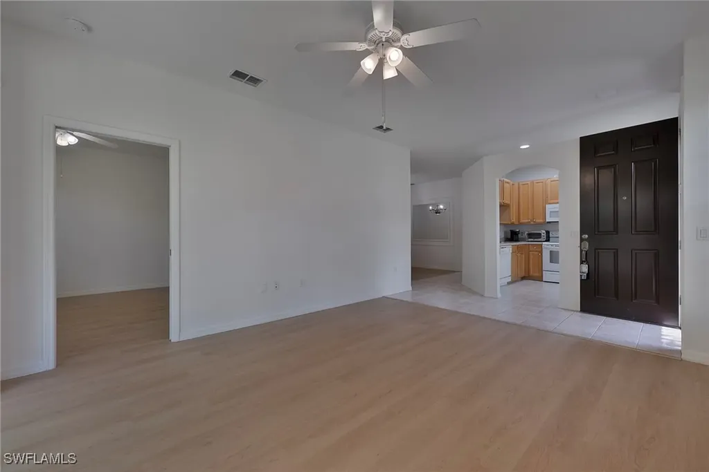 7675 Meadow Lakes Drive Naples FL 34104