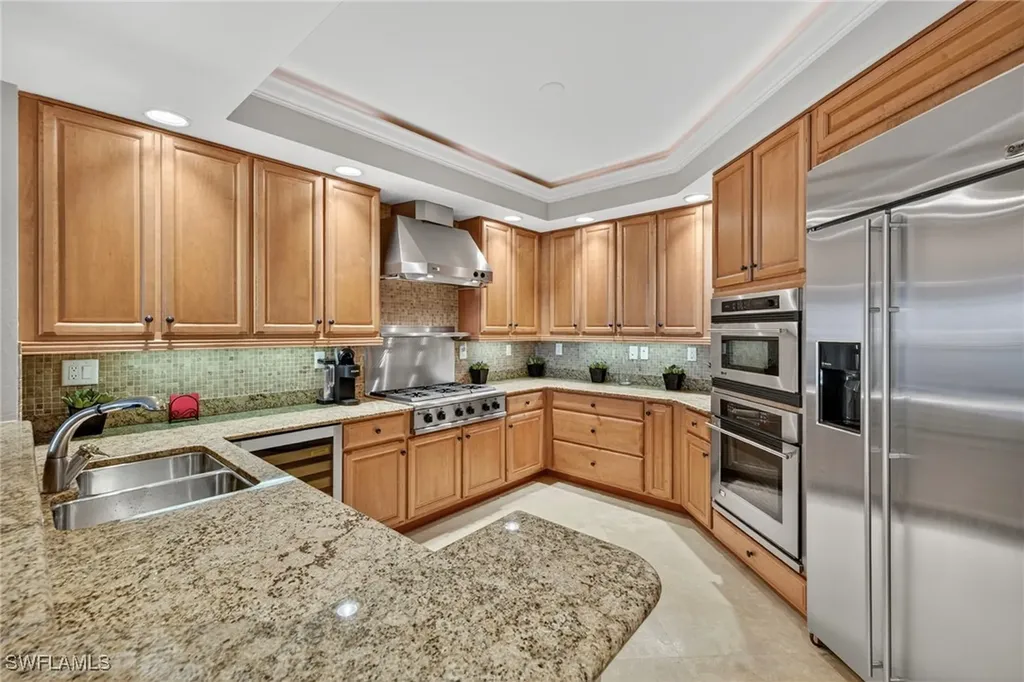 285 Grande Way Naples FL 34110