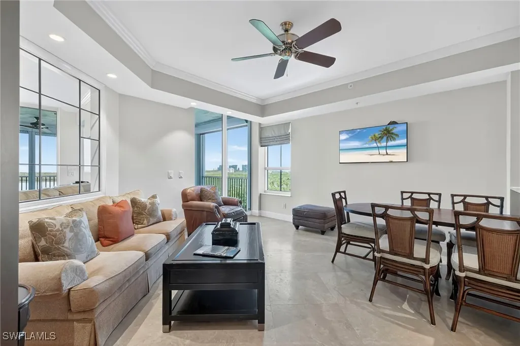 285 Grande Way Naples FL 34110