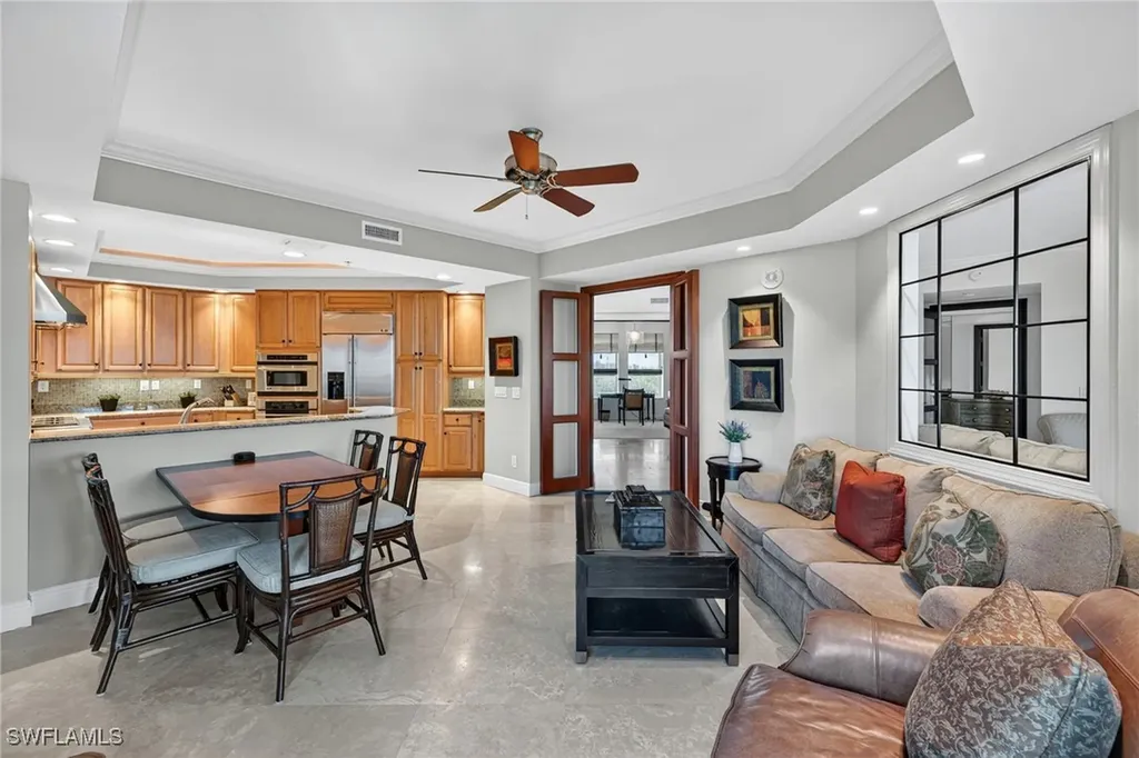 285 Grande Way Naples FL 34110