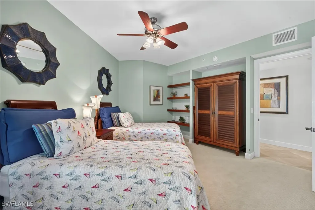 285 Grande Way Naples FL 34110