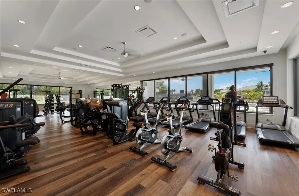 285 Grande Way Naples FL 34110