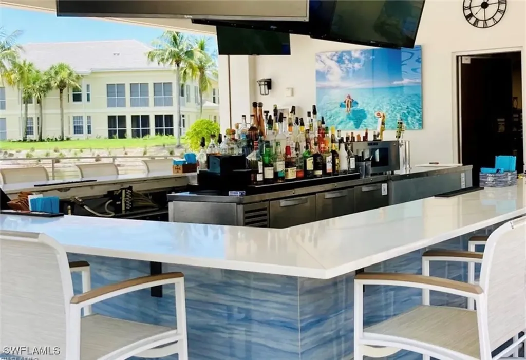 285 Grande Way Naples FL 34110
