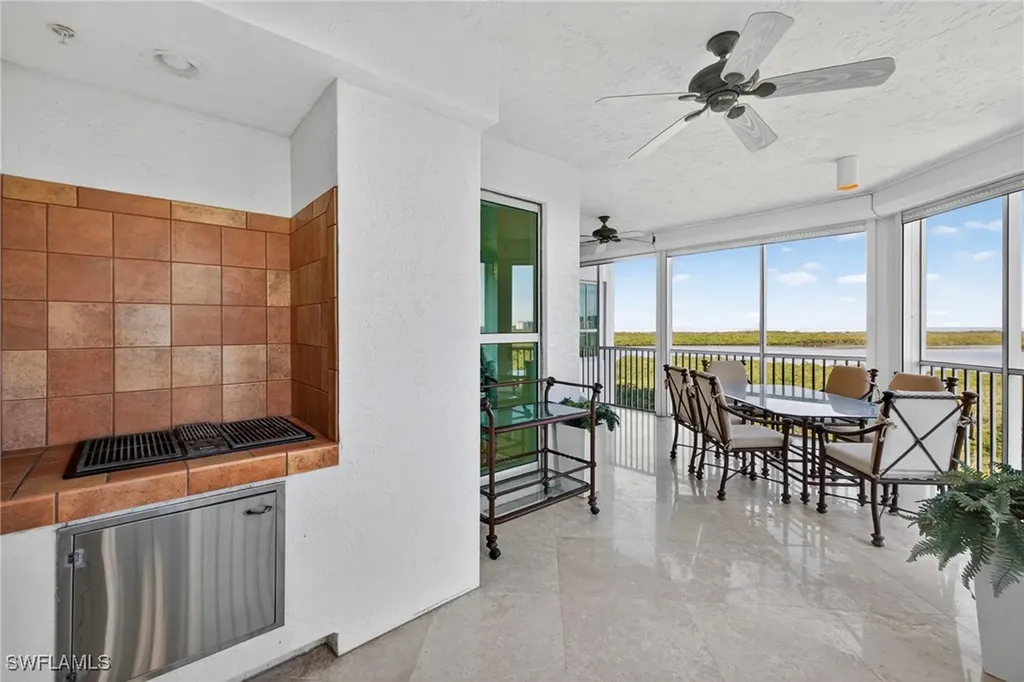 285 Grande Way Naples FL 34110