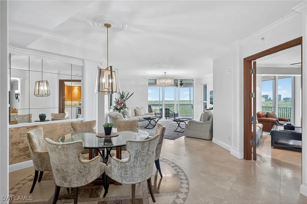 285 Grande Way Naples FL 34110