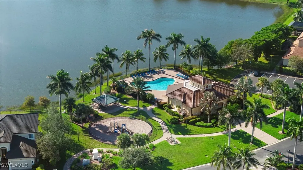 8286 Sumner Avenue Fort Myers FL 33908