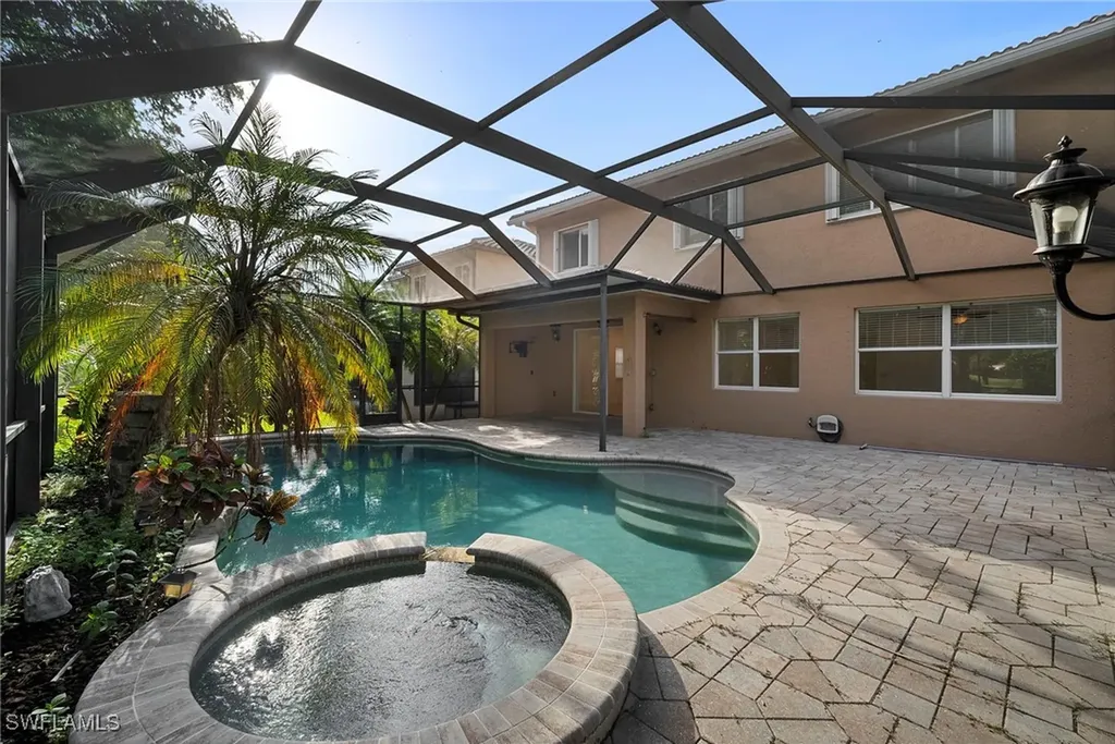 8286 Sumner Avenue Fort Myers FL 33908
