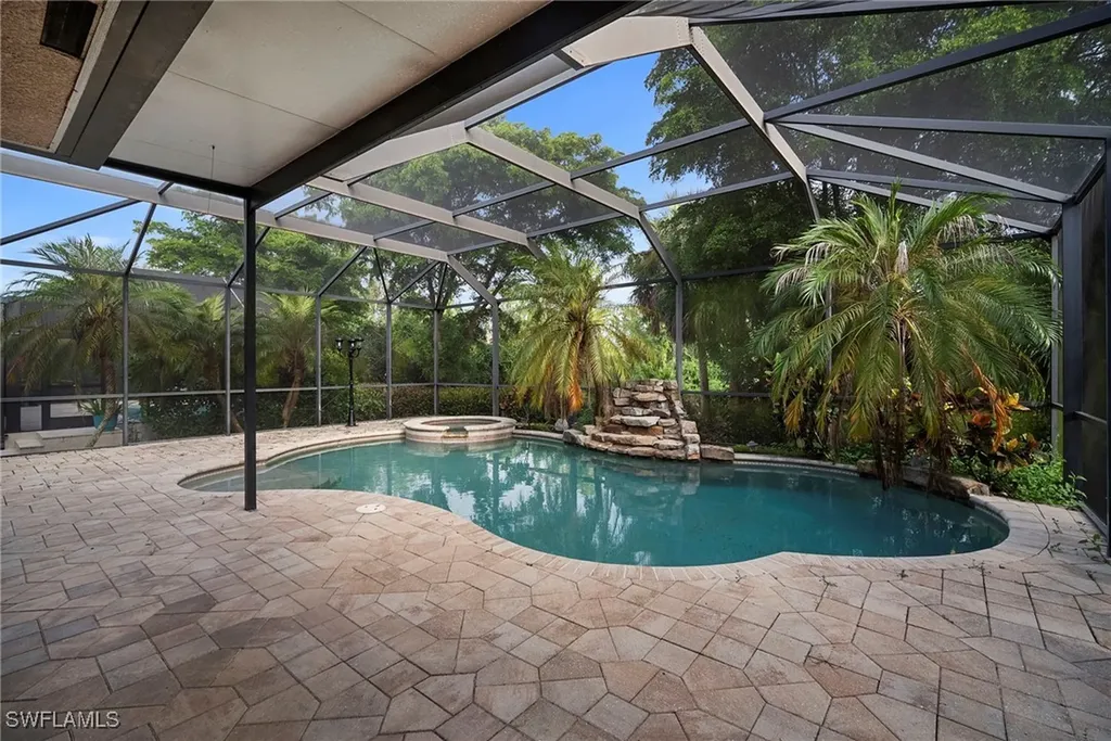 8286 Sumner Avenue Fort Myers FL 33908