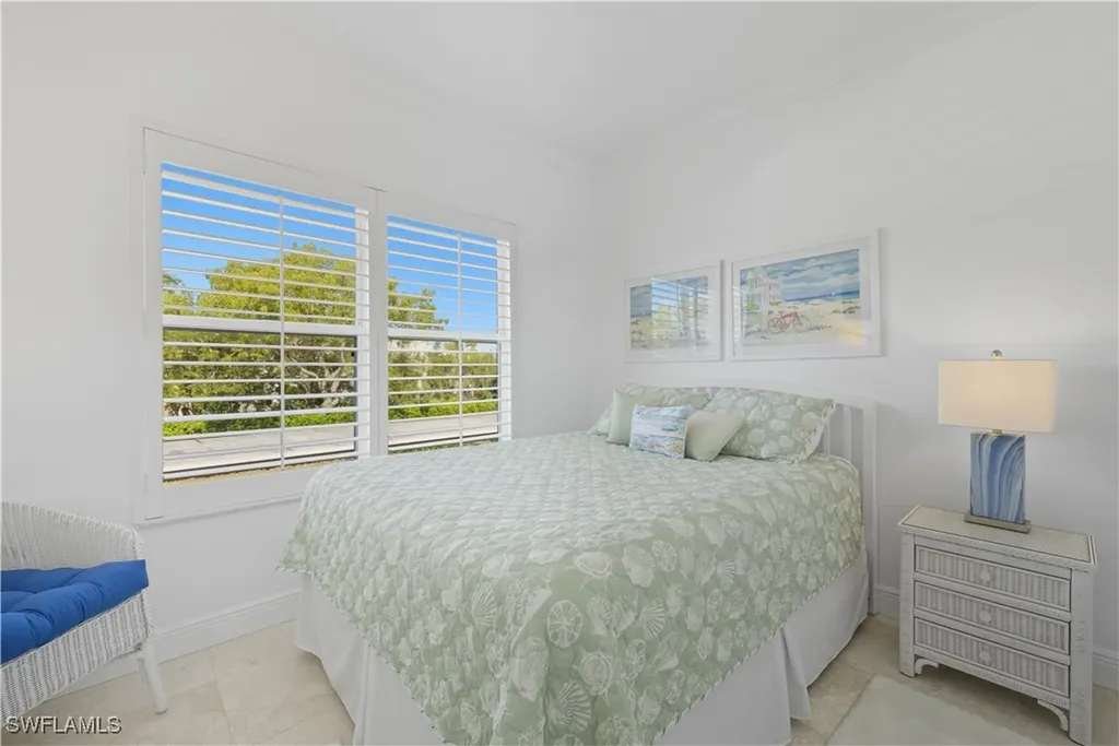 326 Bradstrom Circle Naples FL 34113